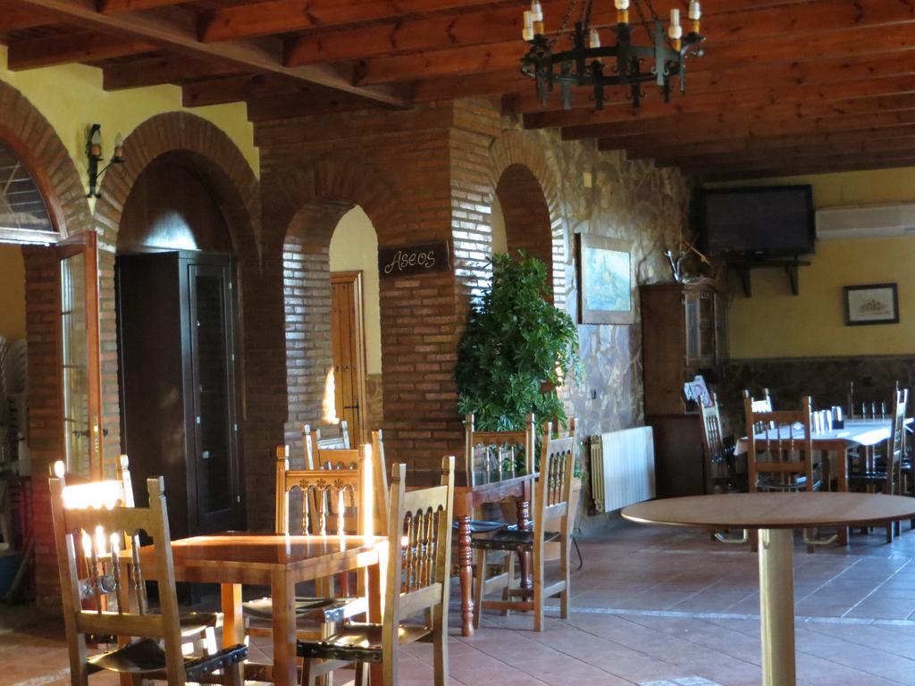 Hostal Rest. Campoabierto Valencia de las Torres المظهر الخارجي الصورة