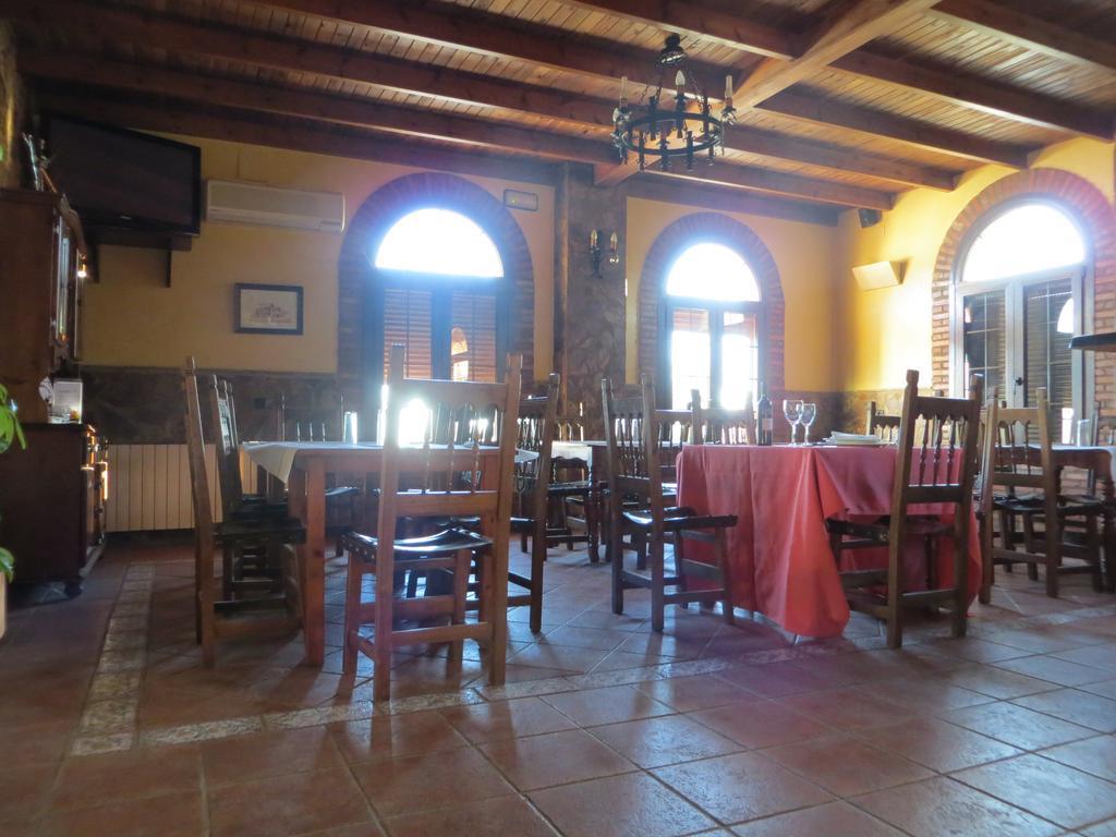 Hostal Rest. Campoabierto Valencia de las Torres المظهر الخارجي الصورة